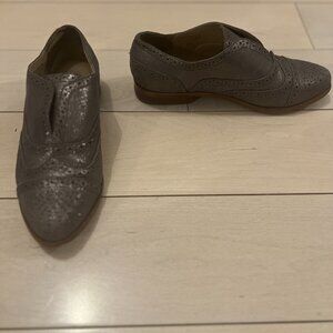 Splendid Gray Shimmer Oxford Flats | Classic Brogue Detail